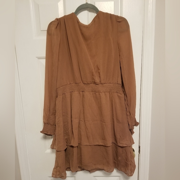 Dex V-Neck Tiered Mini Dress - Picture 6 of 6